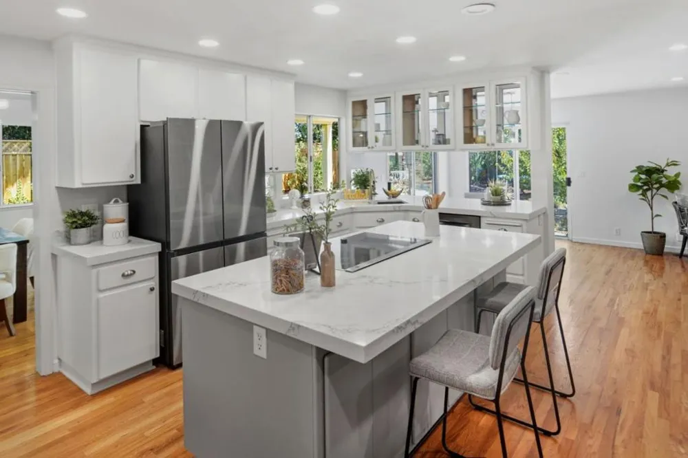 6894 Serenity Court San Jose, CA 95120