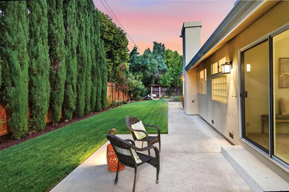 6894 Serenity Court San Jose, CA 95120
