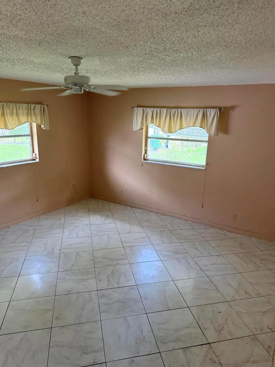 7250 NW 8TH COURT Margate, FL 33063