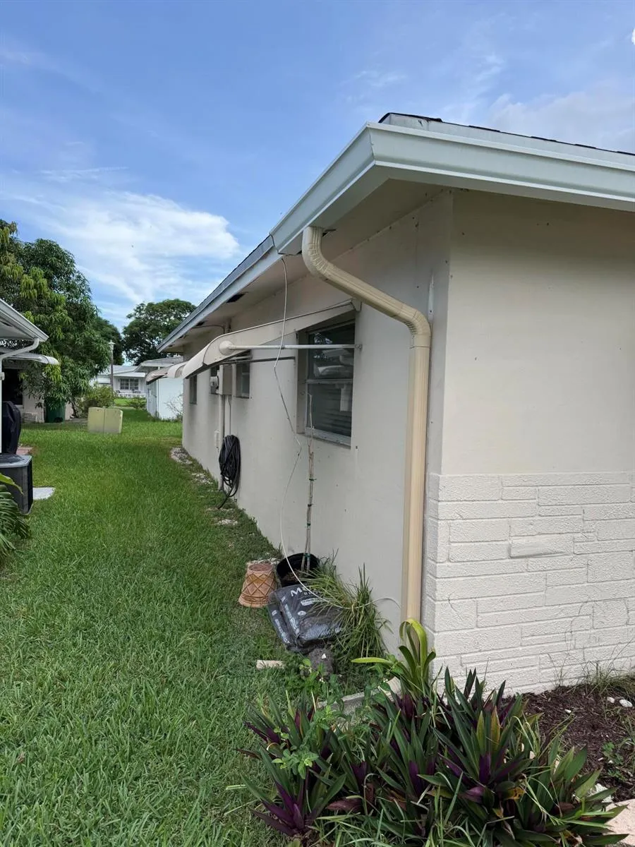 7250 NW 8TH COURT Margate, FL 33063