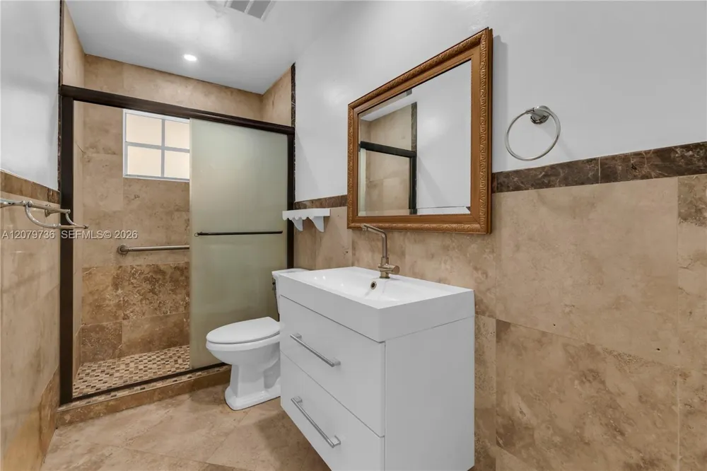 9450 SW 25th Dr Miami, FL 33165