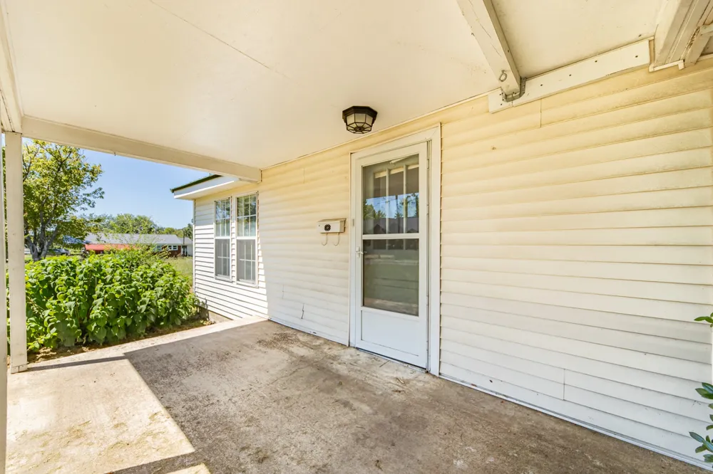 315 Willis Ave Hohenwald, TN 38462