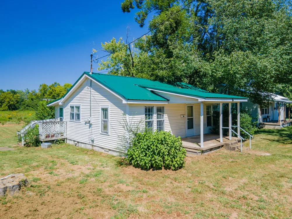 315 Willis Ave Hohenwald, TN 38462