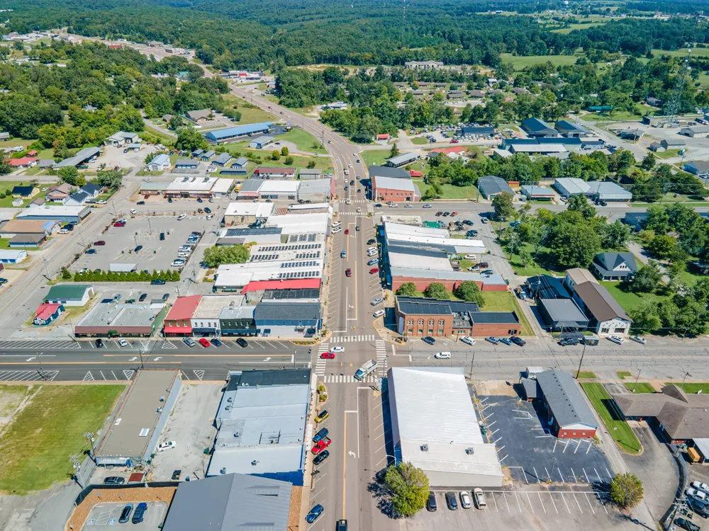 315 Willis Ave Hohenwald, TN 38462