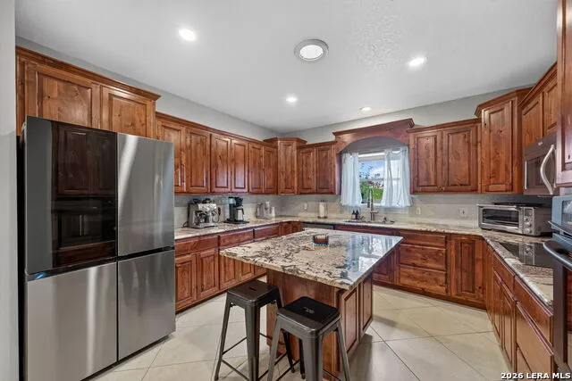 30870 Bridlegate Bulverde, TX 78163