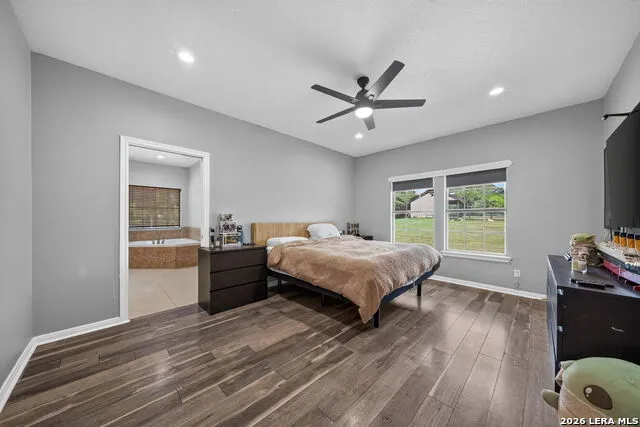 30870 Bridlegate Bulverde, TX 78163