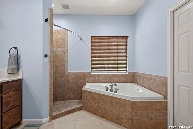 30870 Bridlegate Bulverde, TX 78163