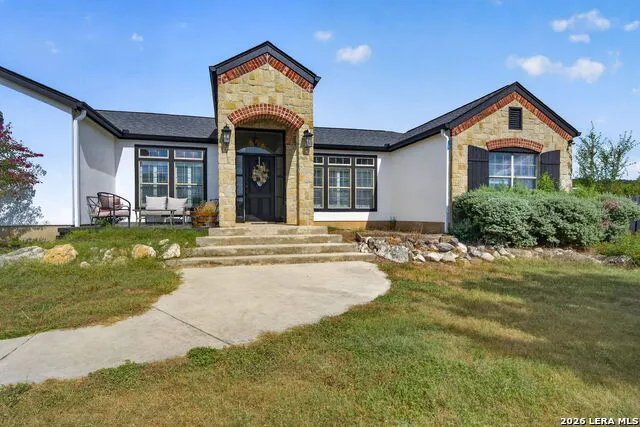 30870 Bridlegate Bulverde, TX 78163
