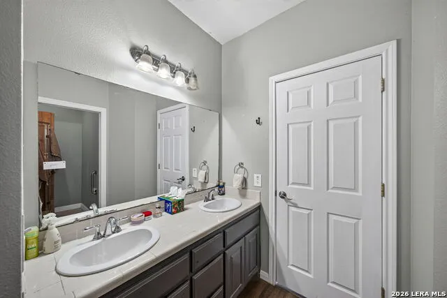 30870 Bridlegate Bulverde, TX 78163