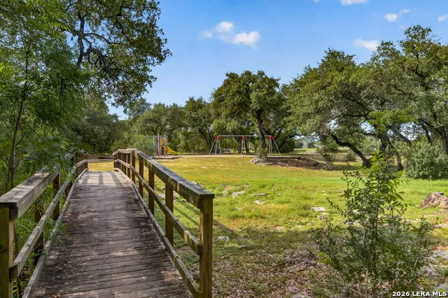 30870 Bridlegate Bulverde, TX 78163