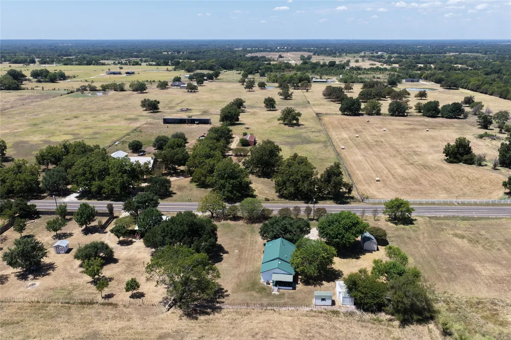 923 Fm 80 S Teague, TX 75860