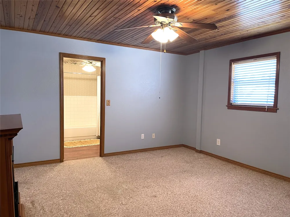 923 Fm 80 S Teague, TX 75860