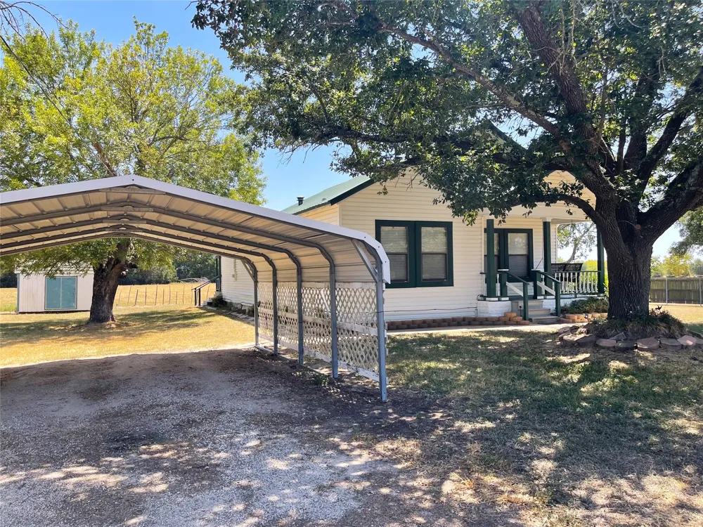 923 Fm 80 S Teague, TX 75860