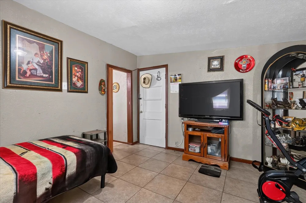 3332 Coronet Boulevard Dallas, TX 75212
