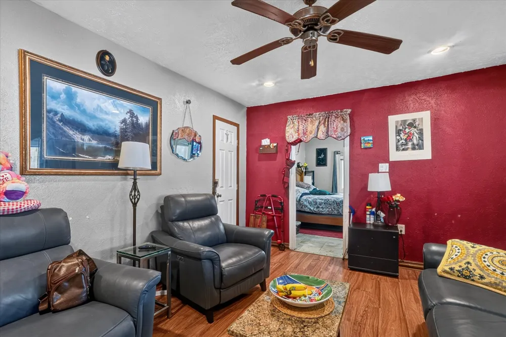 3332 Coronet Boulevard Dallas, TX 75212