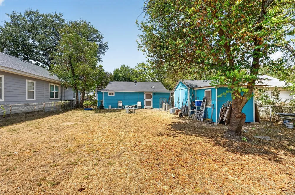 3332 Coronet Boulevard Dallas, TX 75212
