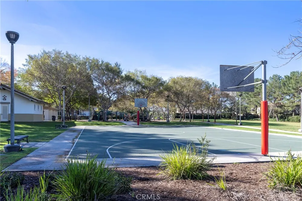 1804 Crescent Oak Irvine, CA 92618