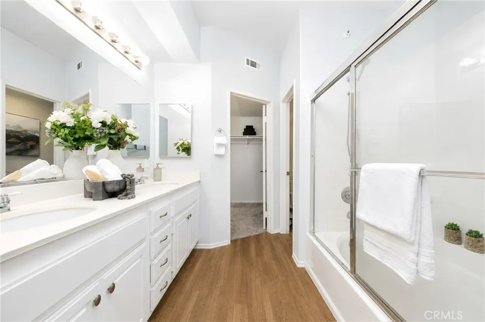 1804 Crescent Oak Irvine, CA 92618