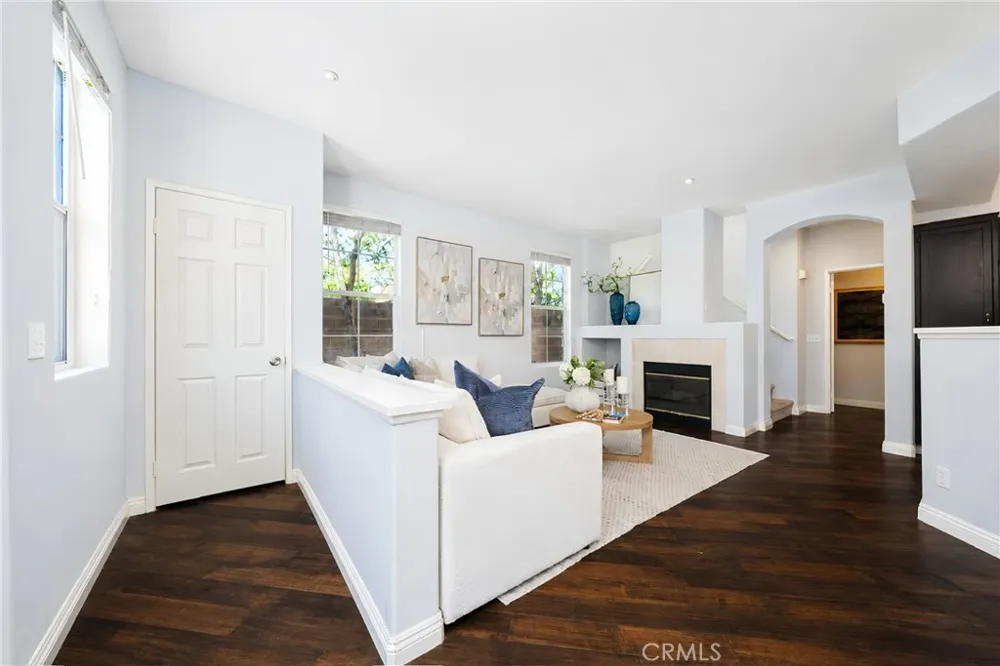 1804 Crescent Oak Irvine, CA 92618
