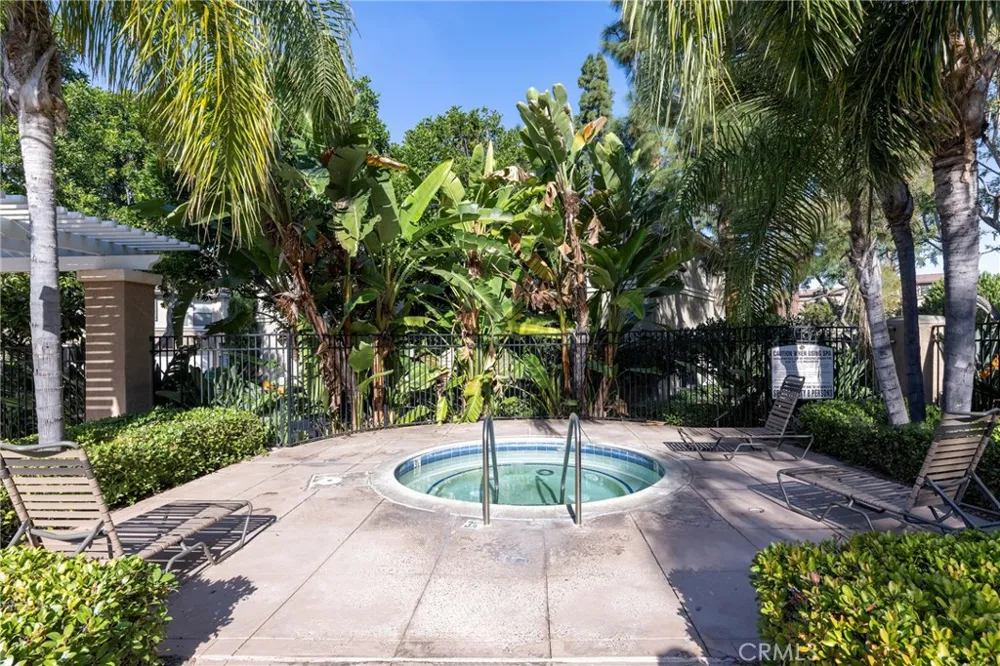 1804 Crescent Oak Irvine, CA 92618
