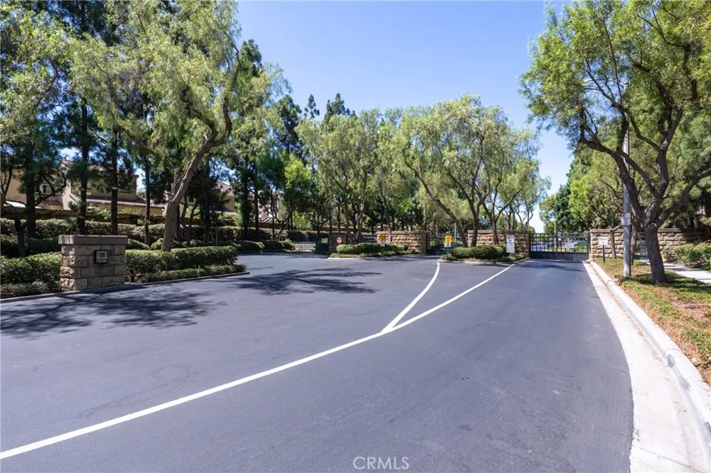 1804 Crescent Oak Irvine, CA 92618