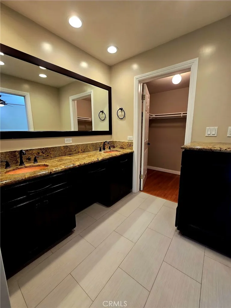 4509 Guava Seal Beach, CA 90740
