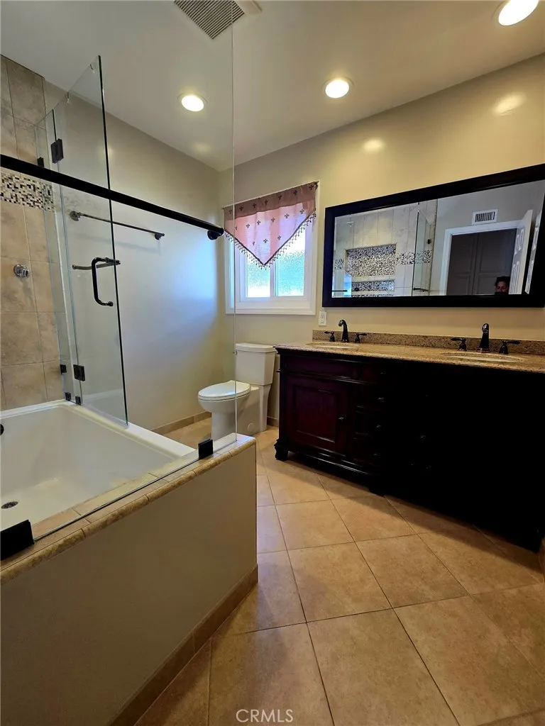 4509 Guava Seal Beach, CA 90740