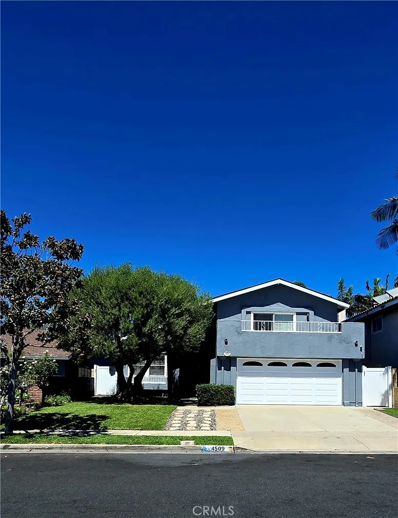 4509 Guava Seal Beach, CA 90740