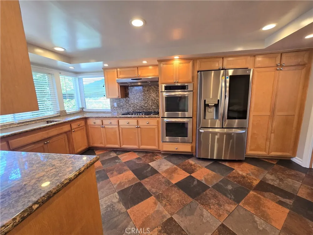 4509 Guava Seal Beach, CA 90740