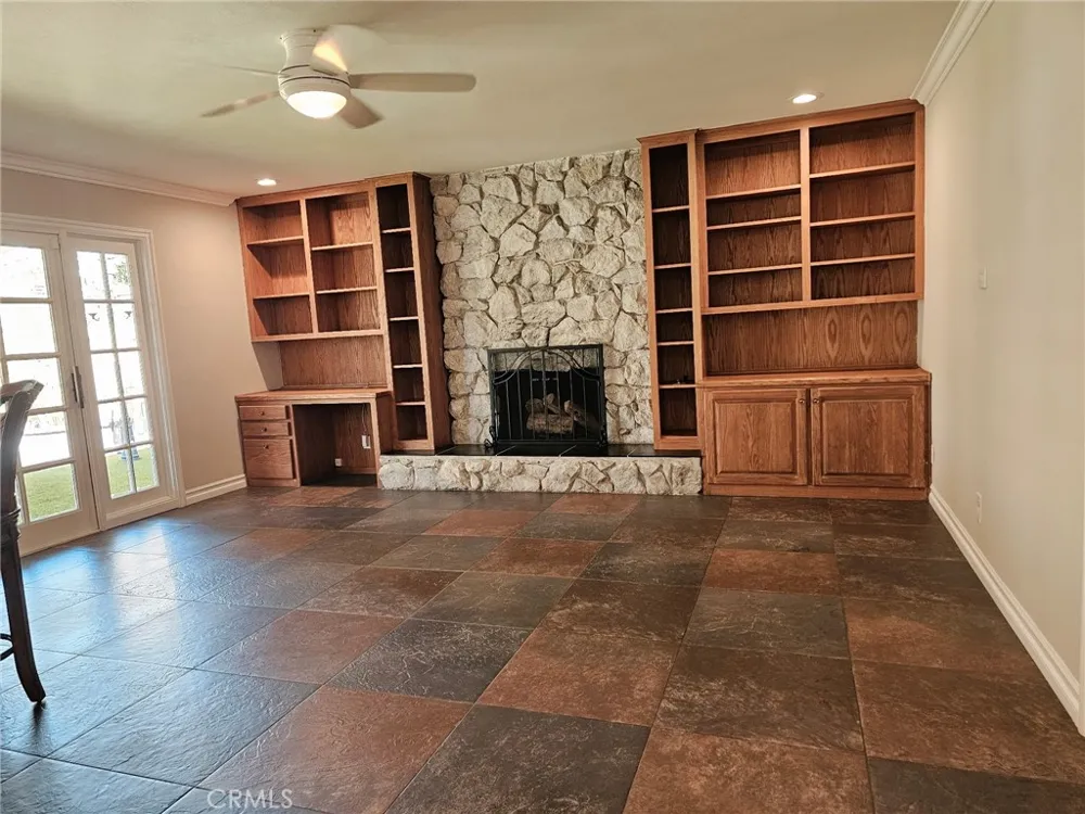4509 Guava Seal Beach, CA 90740