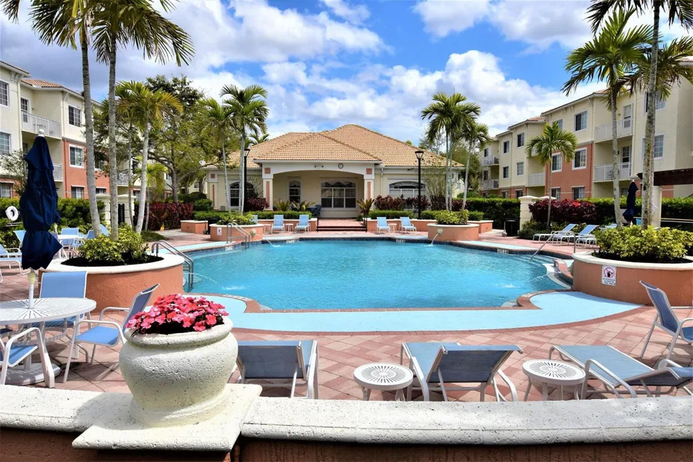 9857 Baywinds Drive #9105 West Palm Beach, FL 33411