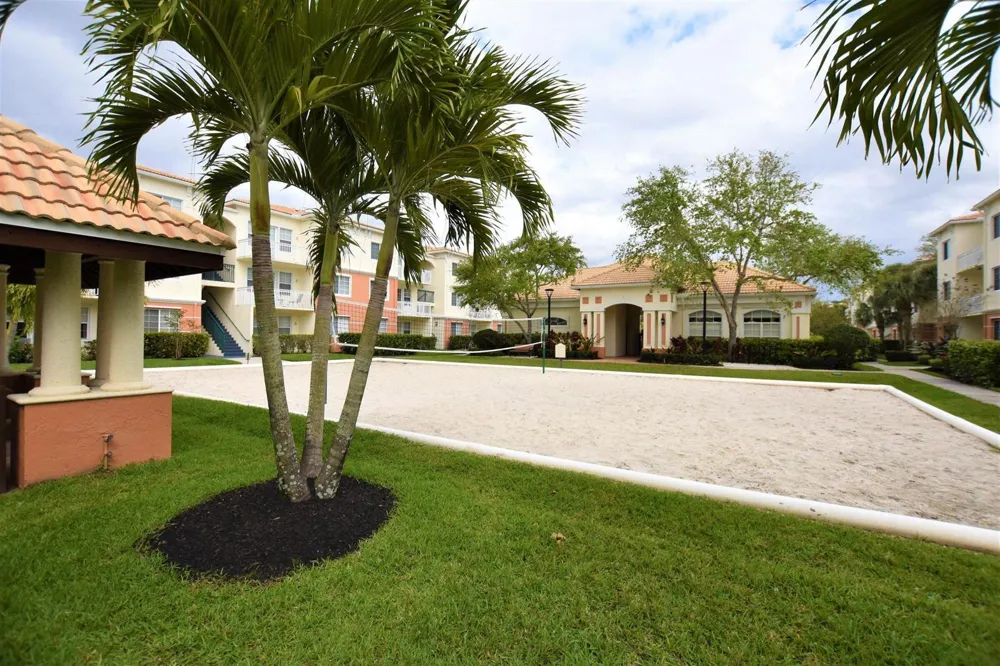9857 Baywinds Drive #9105 West Palm Beach, FL 33411