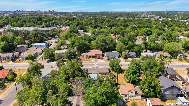 2020 Fresno St San Antonio, TX 78201