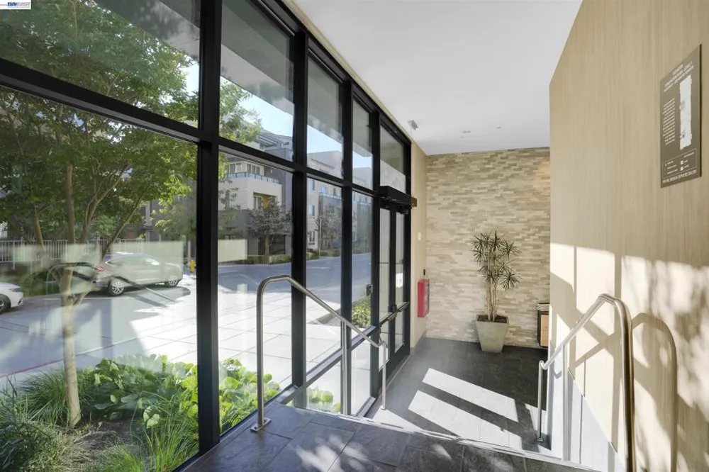 2339 Kinetic Cmn #209 Fremont, CA 94539