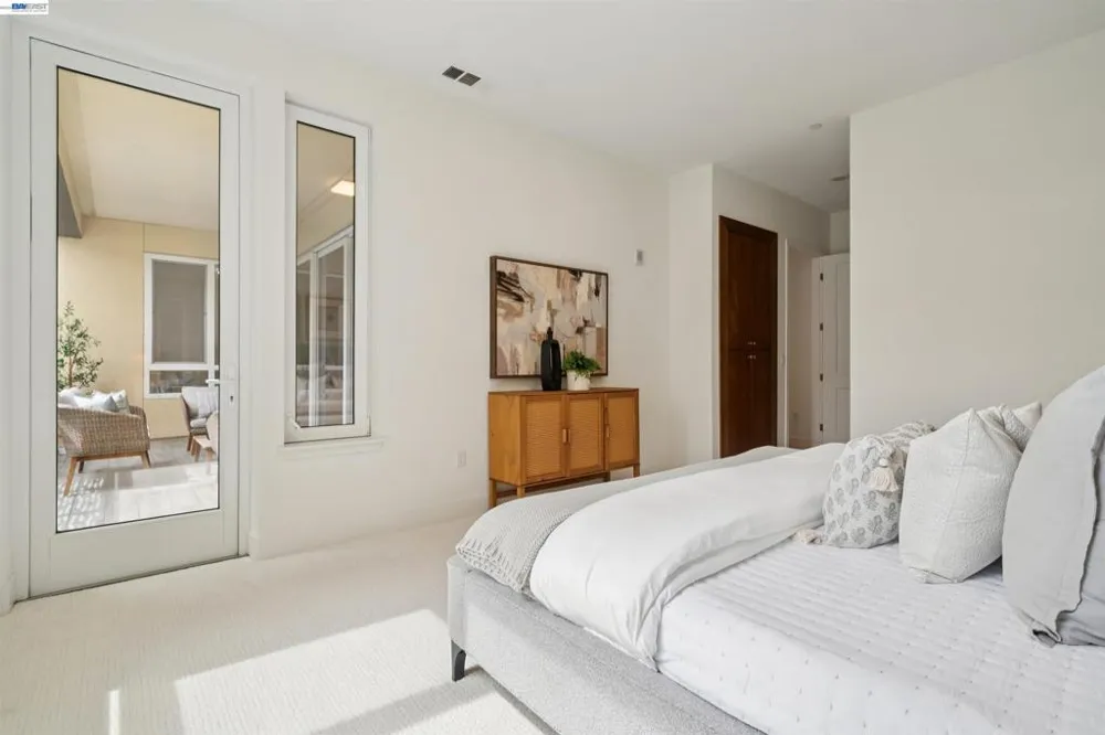 2339 Kinetic Cmn #209 Fremont, CA 94539