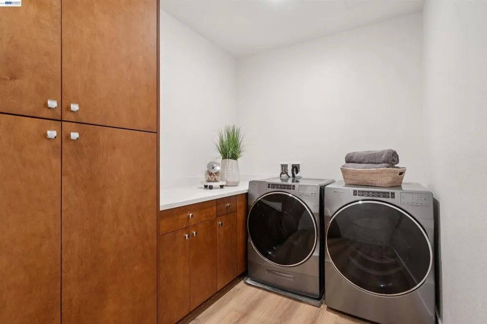 2339 Kinetic Cmn #209 Fremont, CA 94539