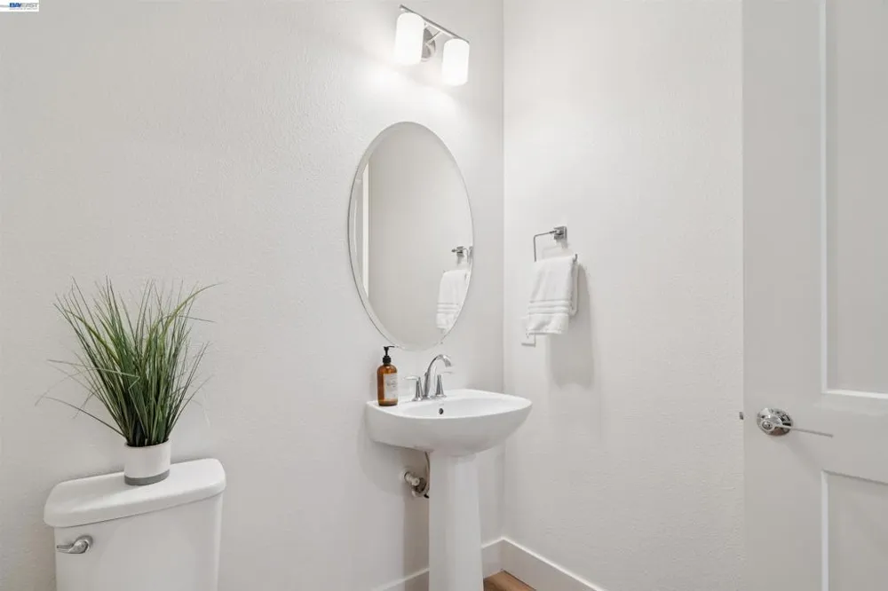 2339 Kinetic Cmn #209 Fremont, CA 94539