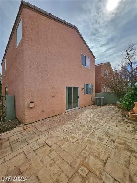 8961 Veneroso Street Las Vegas, NV 89148