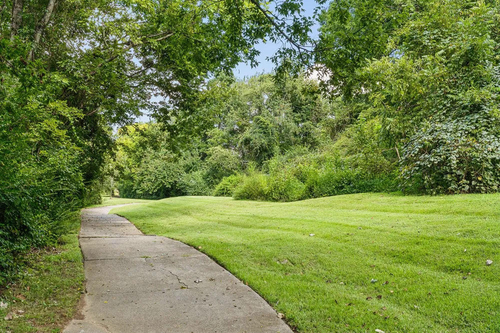 1000 Vintage Green  Ln #1302 Franklin, TN 37064