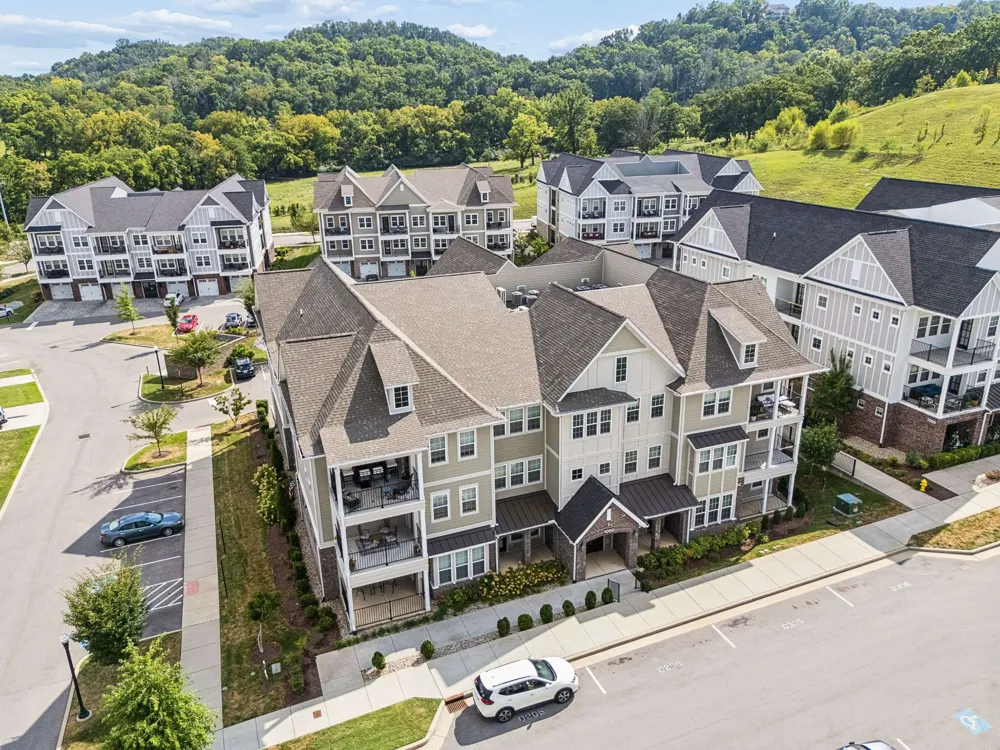 1000 Vintage Green  Ln #1302 Franklin, TN 37064