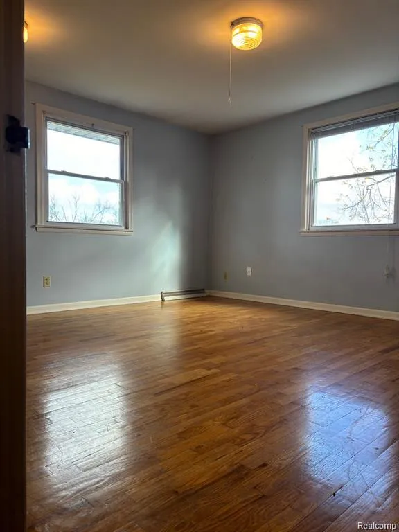 300 Bessemaur Drive East Lansing City, MI 48823