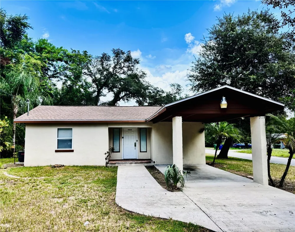 3910 E ELLICOTT STREET Tampa, FL 33610