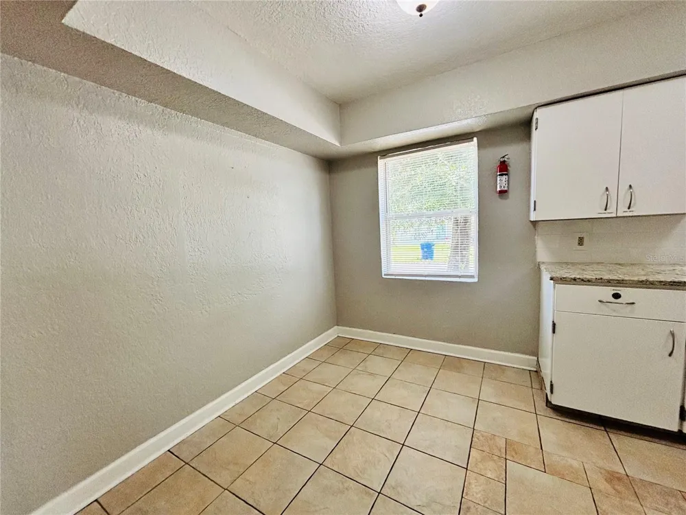 3910 E ELLICOTT STREET Tampa, FL 33610