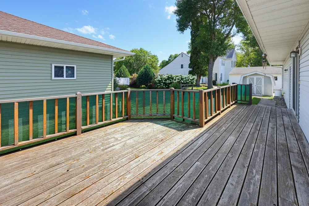 108 Park Street Fairfax, MN 55332