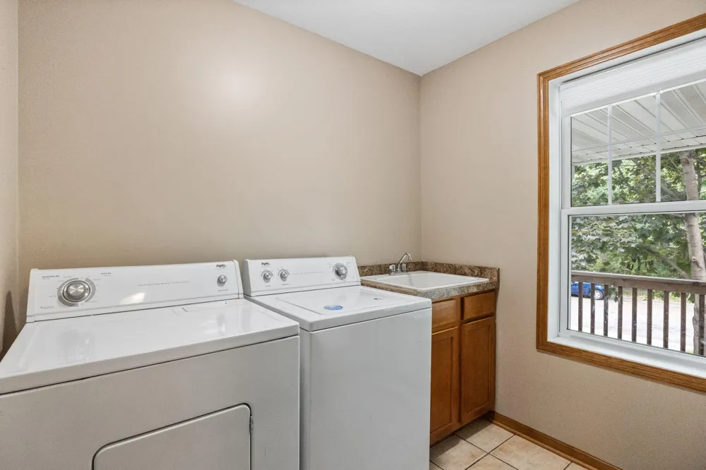 3120 4th Street SE Minneapolis, MN 55414
