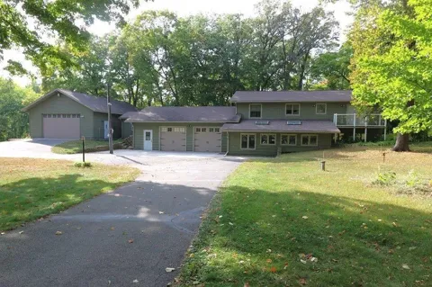 44011 W Paul Lake Drive