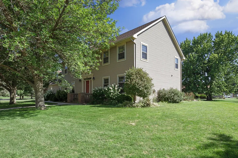 800 27th Street SW Austin, MN 55912
