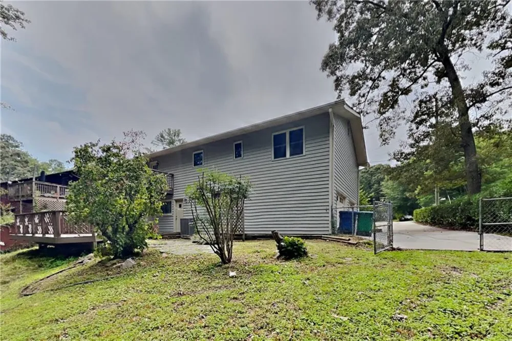 2493 Seneca Trail Duluth, GA 30096