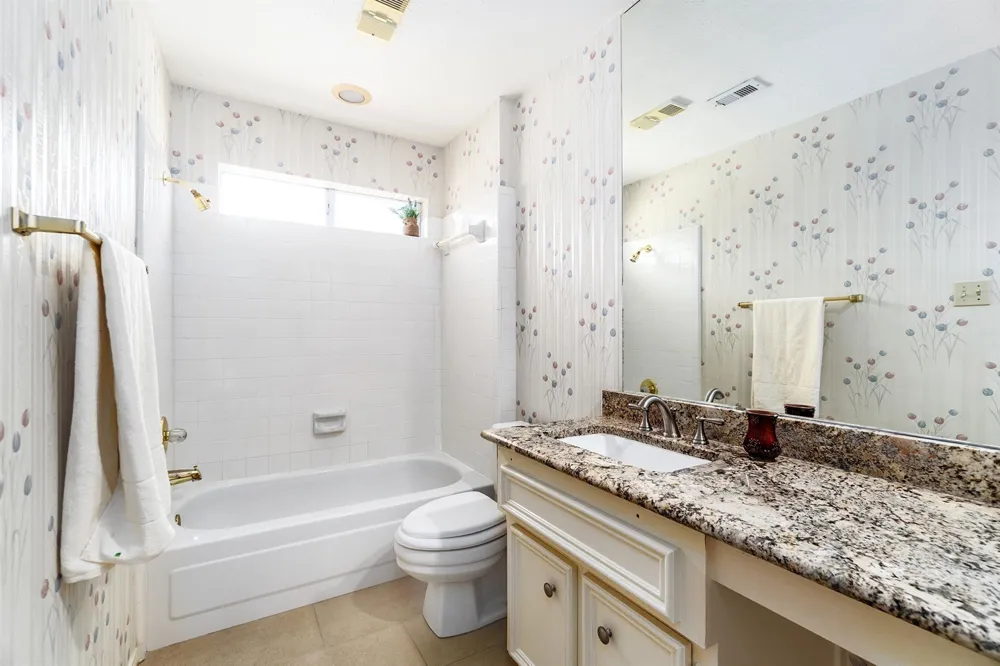 15406 Greenleaf Lane Houston, TX 77062