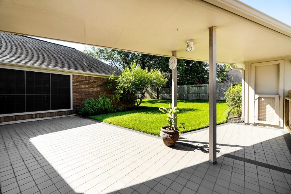 15406 Greenleaf Lane Houston, TX 77062